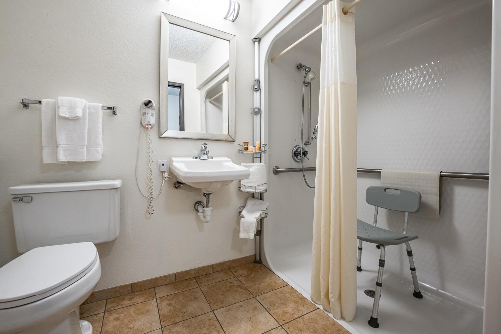 Christopher Inn And Suites Chillicothe Εξωτερικό φωτογραφία