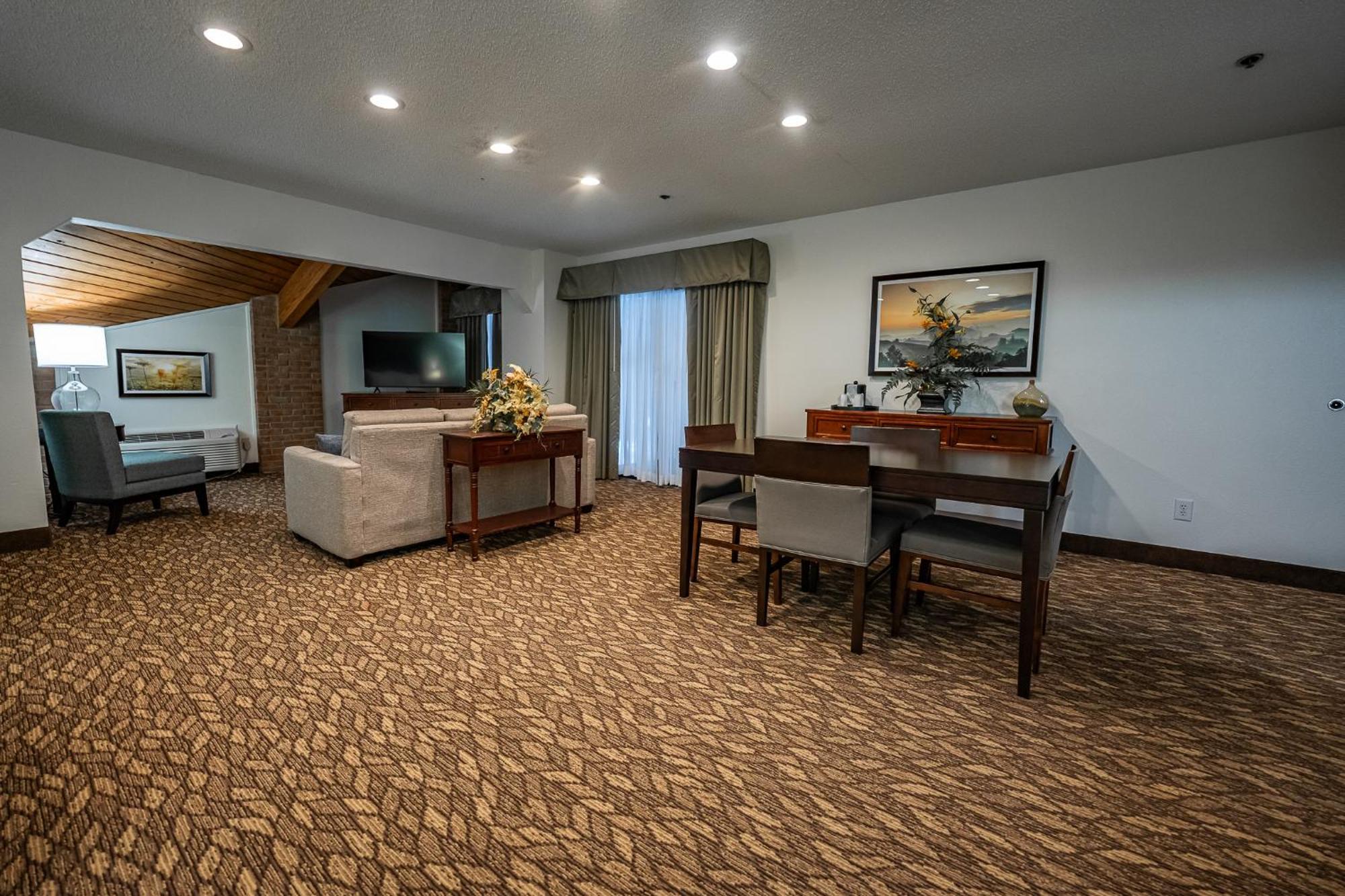 Christopher Inn And Suites Chillicothe Εξωτερικό φωτογραφία