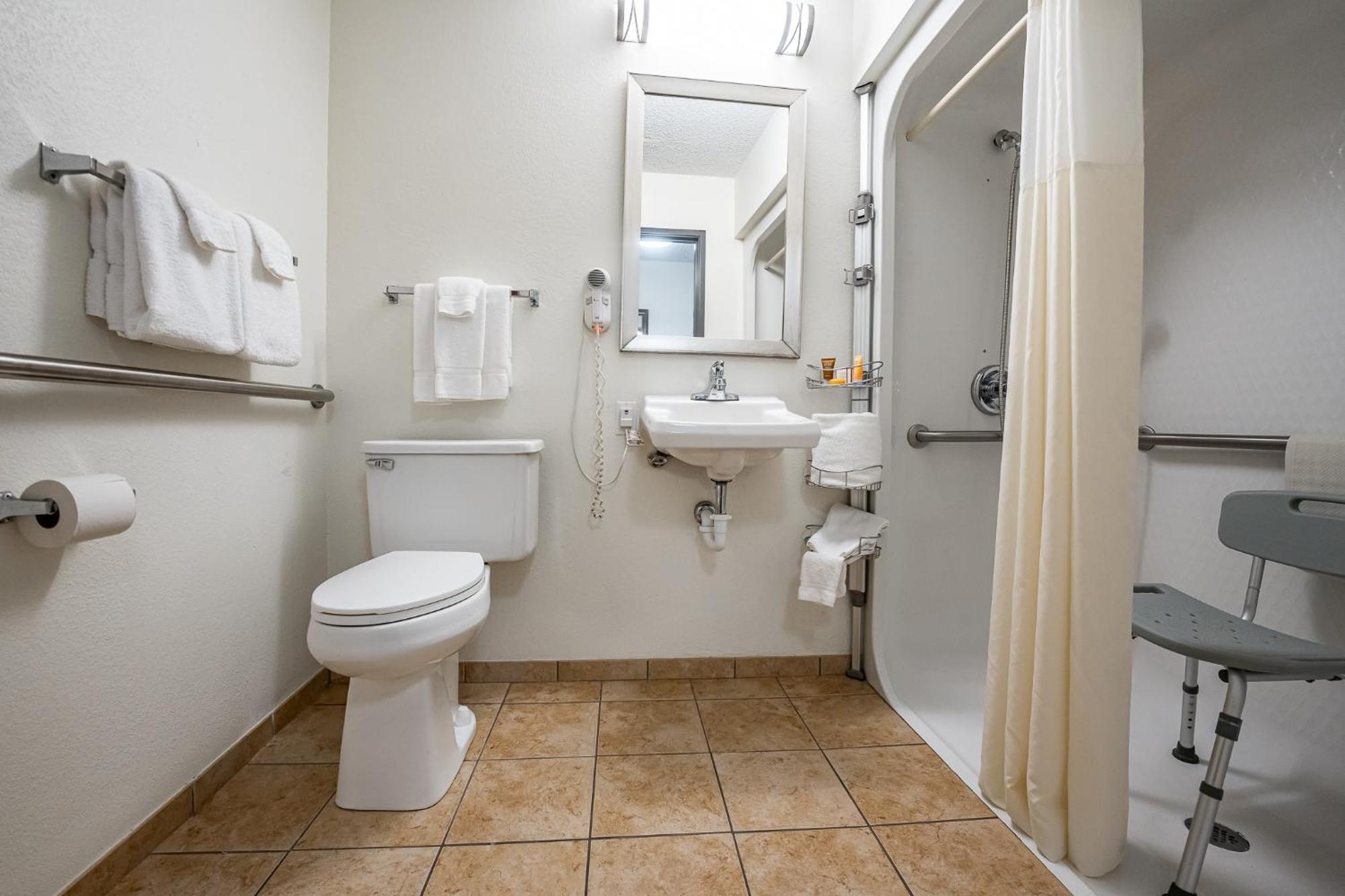 Christopher Inn And Suites Chillicothe Εξωτερικό φωτογραφία