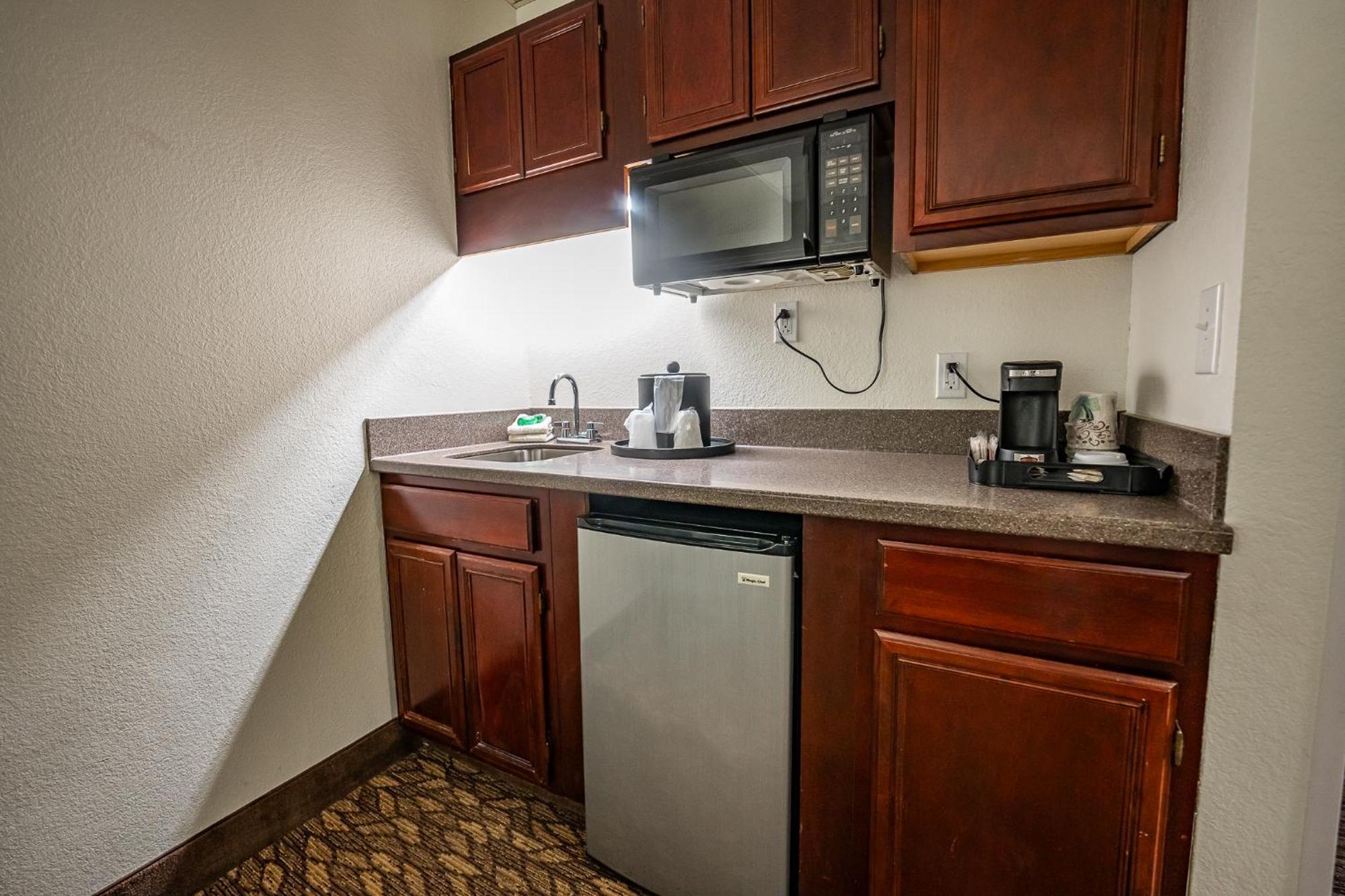 Christopher Inn And Suites Chillicothe Εξωτερικό φωτογραφία