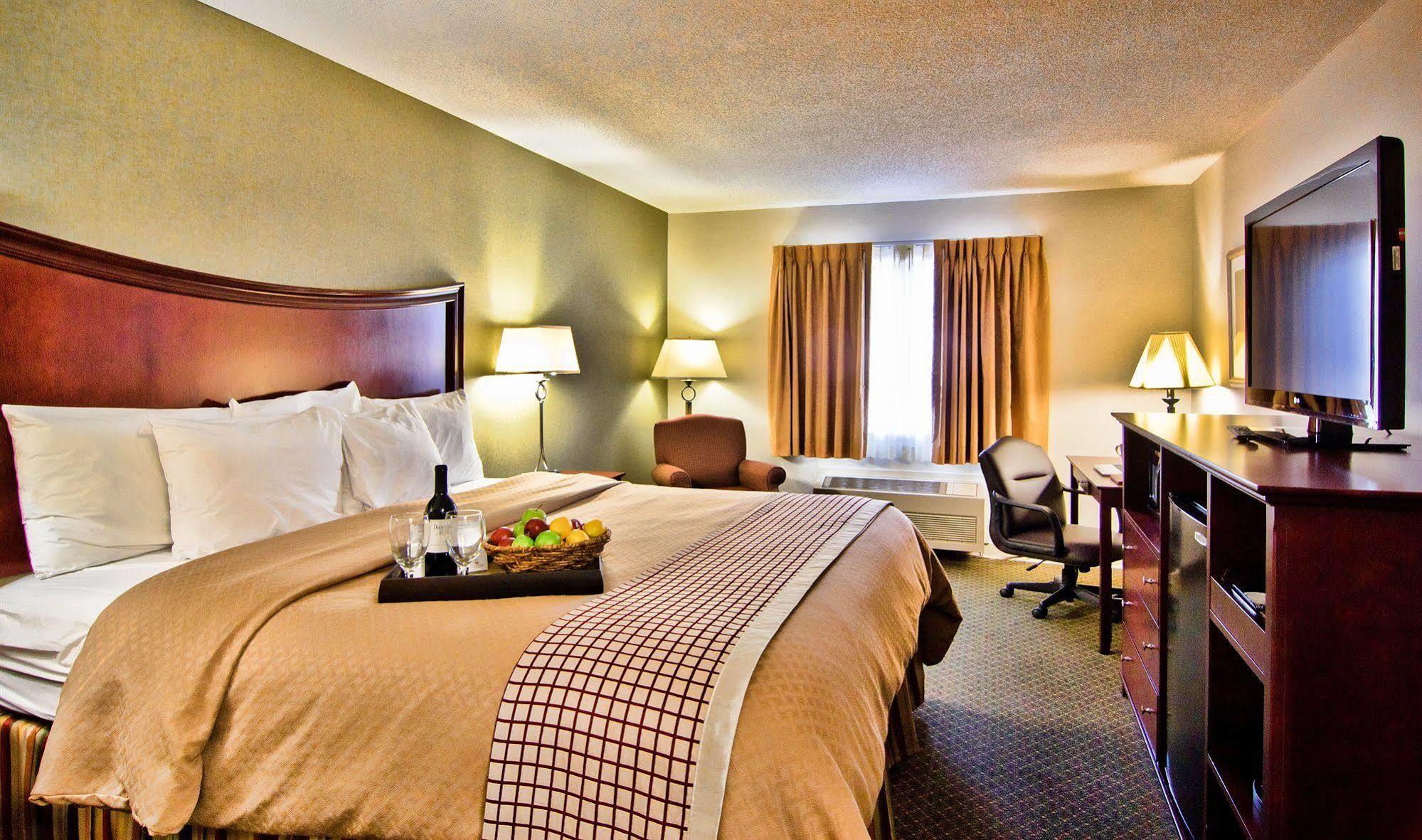 Christopher Inn And Suites Chillicothe Εξωτερικό φωτογραφία